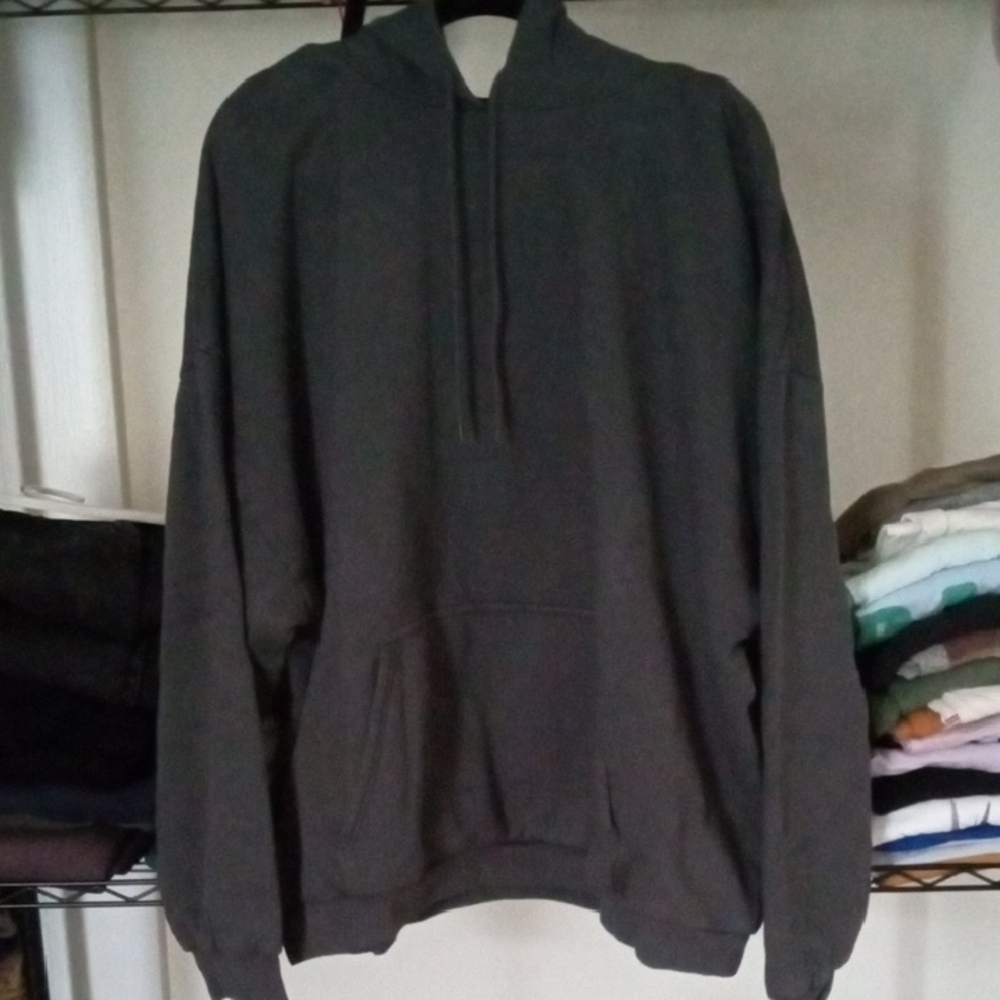 YZY THE HOODIE Dark Gray Hoodie SIZE LARGE IMMACULATE JUST AS NEW, NEVER WORN.